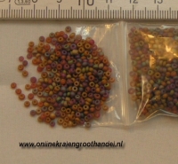 Rocailles 2mm paars AB. 20 gram.