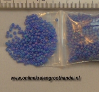 Rocailles 2mm paars-blauw AB. 20 gram.