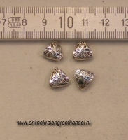 Metalen kraal type 111. 30 st.